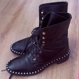 Stuart Weitzman Sondra pearl boots